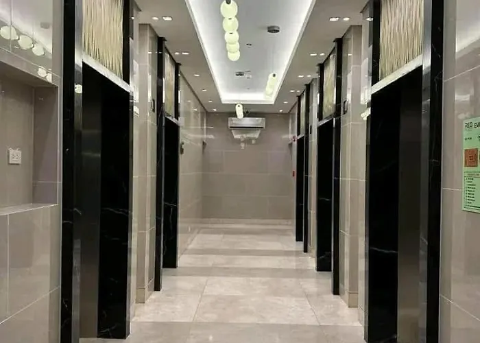 Makati Cbd Apartment *